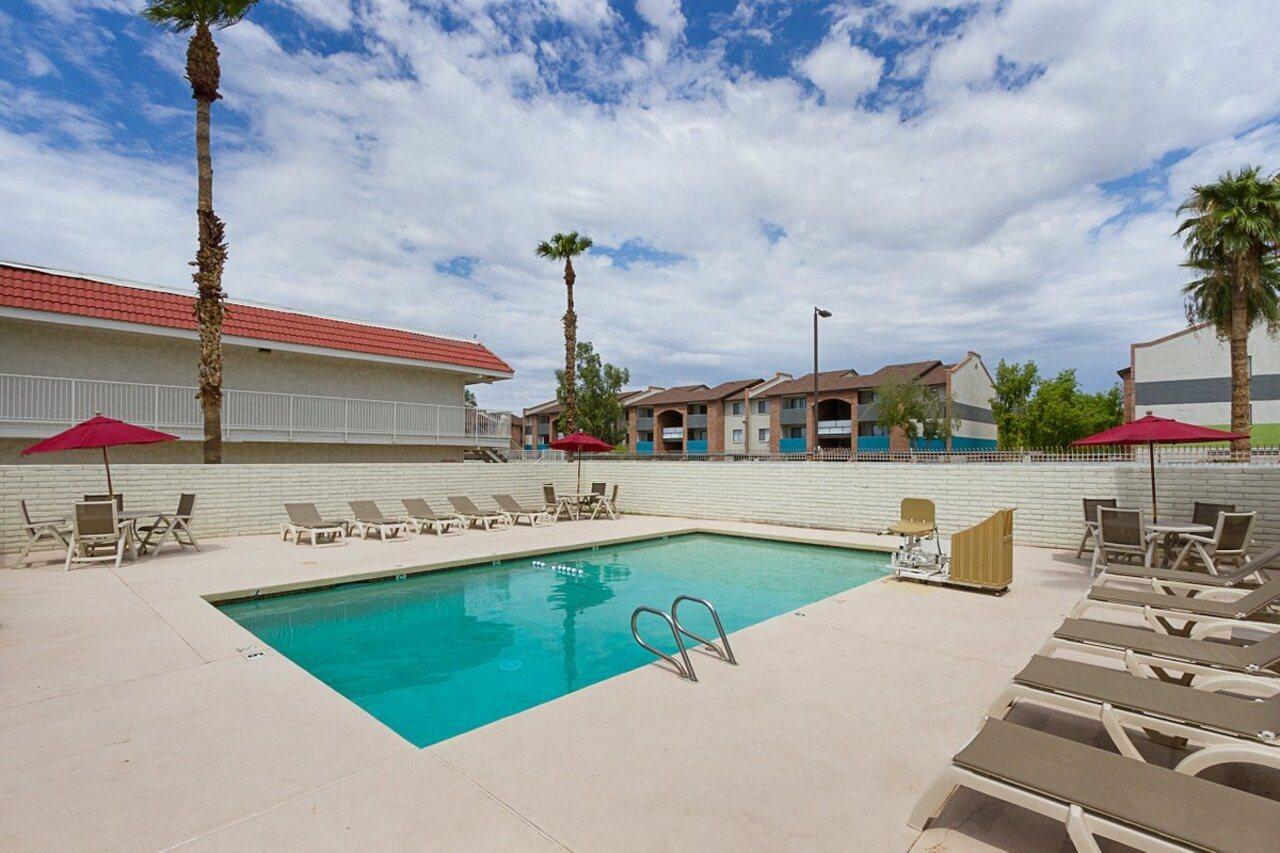 Red Roof Inn Phoenix- Midtown Εξωτερικό φωτογραφία