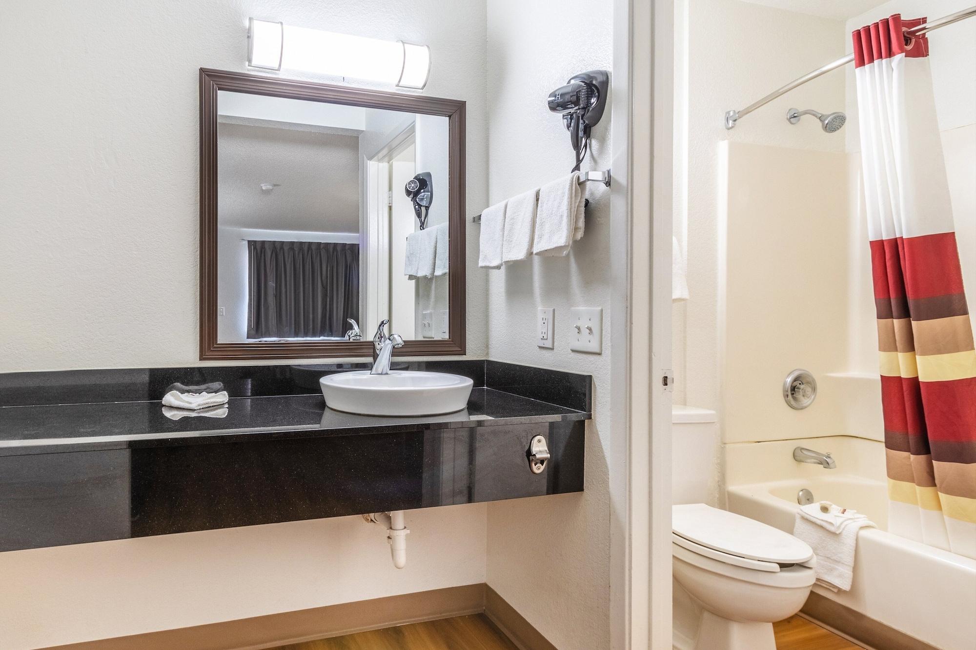 Red Roof Inn Phoenix- Midtown Εξωτερικό φωτογραφία