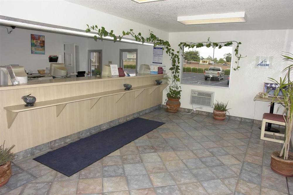 Red Roof Inn Phoenix- Midtown Εσωτερικό φωτογραφία