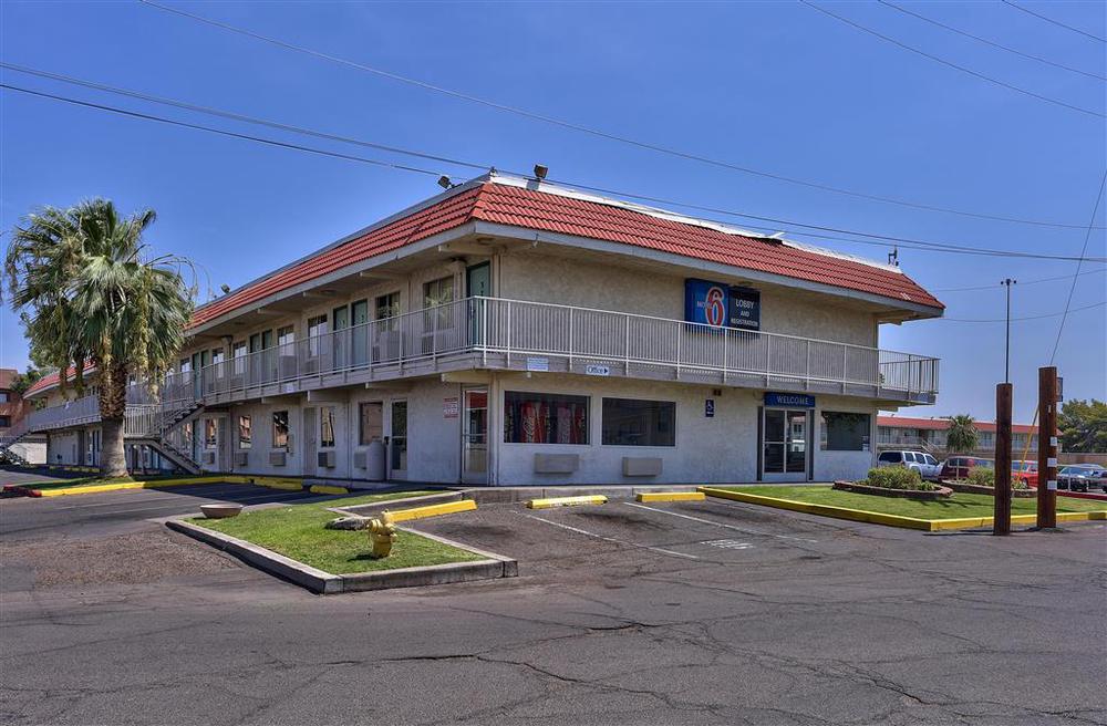 Red Roof Inn Phoenix- Midtown Εξωτερικό φωτογραφία