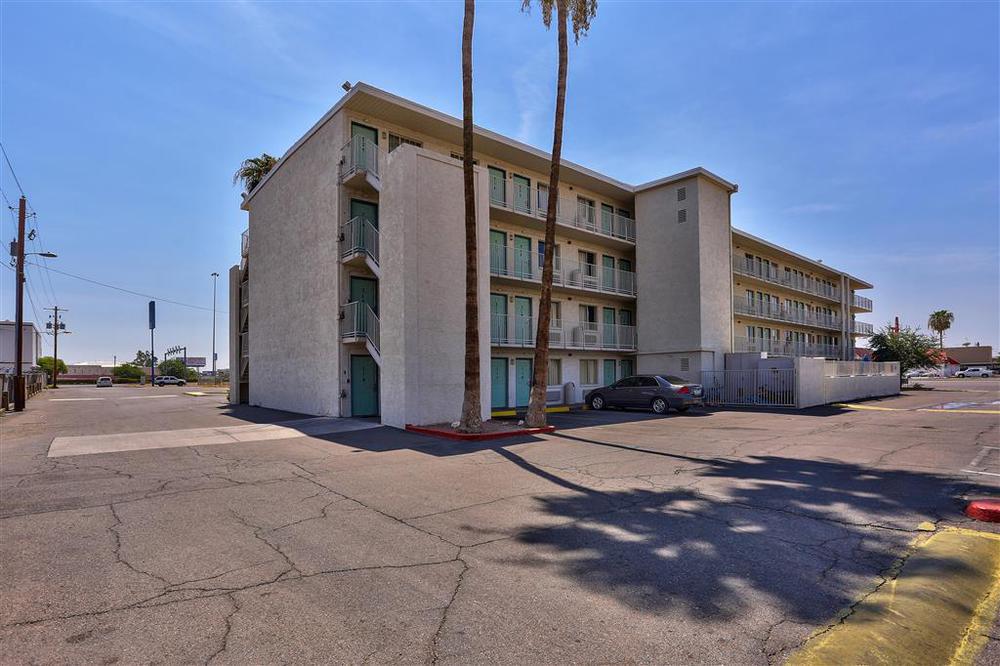 Red Roof Inn Phoenix- Midtown Εξωτερικό φωτογραφία