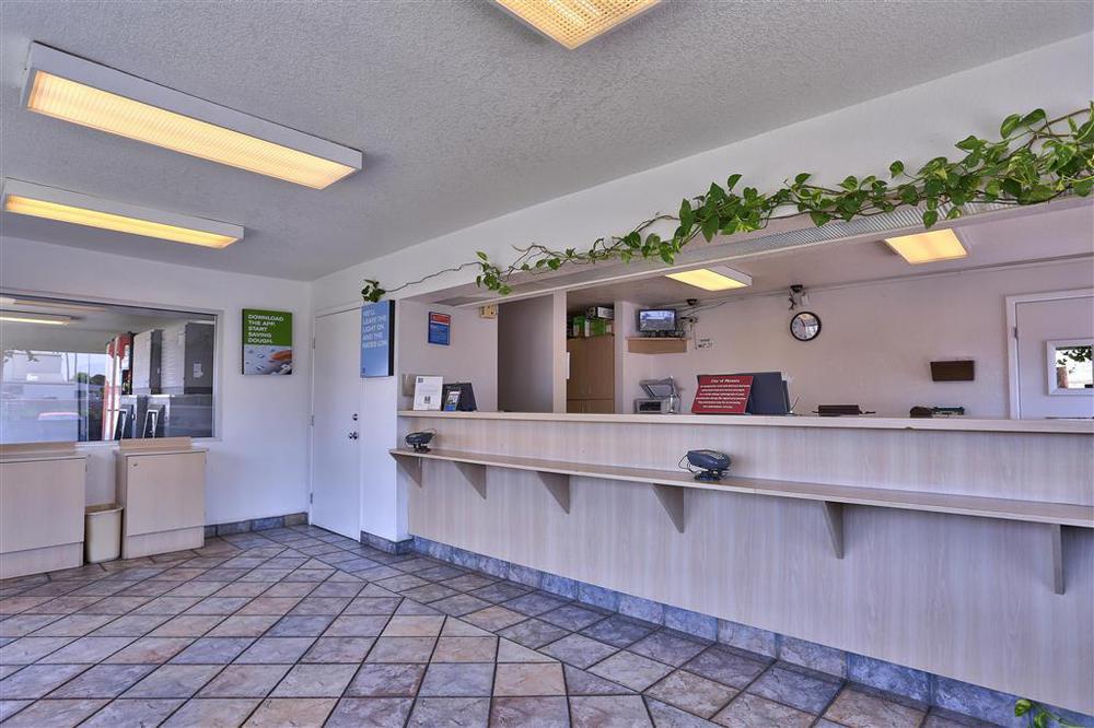 Red Roof Inn Phoenix- Midtown Εσωτερικό φωτογραφία